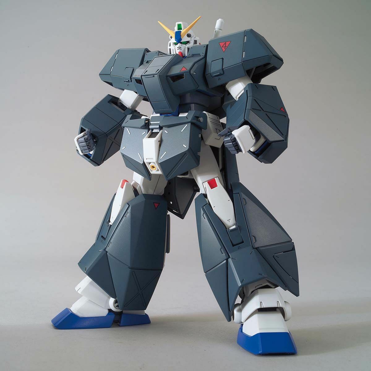 Gundam NT-1 (Ver 2.0) "Gundam 0080", Bandai MG 1/100 [6 per case]